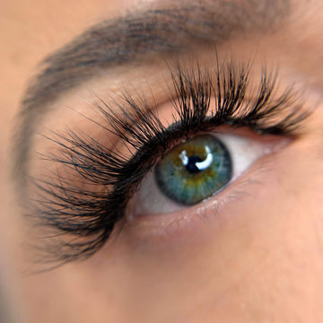 Avella Beauty Australia FAVE 3D Lash Long, Spikey, Doll Luxury 3D Lashes